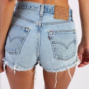 LEVIS 501 cutoff Shorts New Without Tags W26